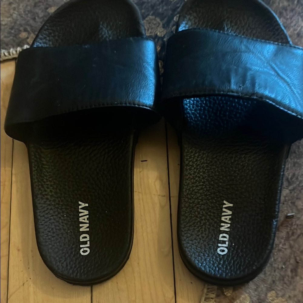 Old Navy Black Slide Sandals with Textured Strap